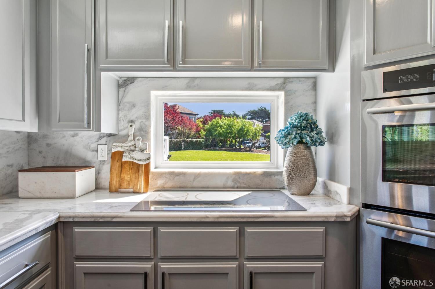 Detail Gallery Image 22 of 67 For 116 Eagle Trace Dr, Half Moon Bay,  CA 94019 - 5 Beds | 3/1 Baths