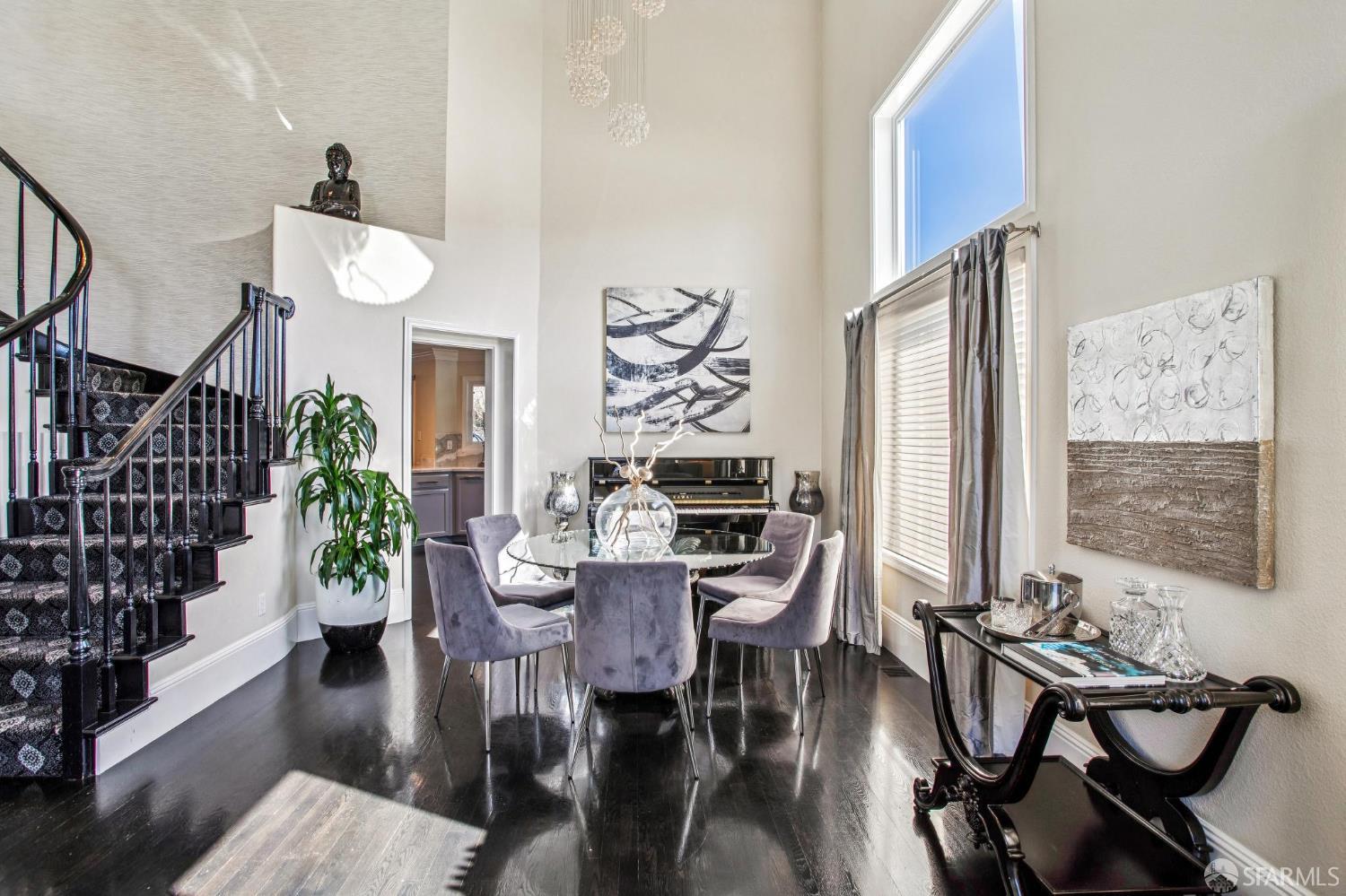 Detail Gallery Image 9 of 67 For 116 Eagle Trace Dr, Half Moon Bay,  CA 94019 - 5 Beds | 3/1 Baths