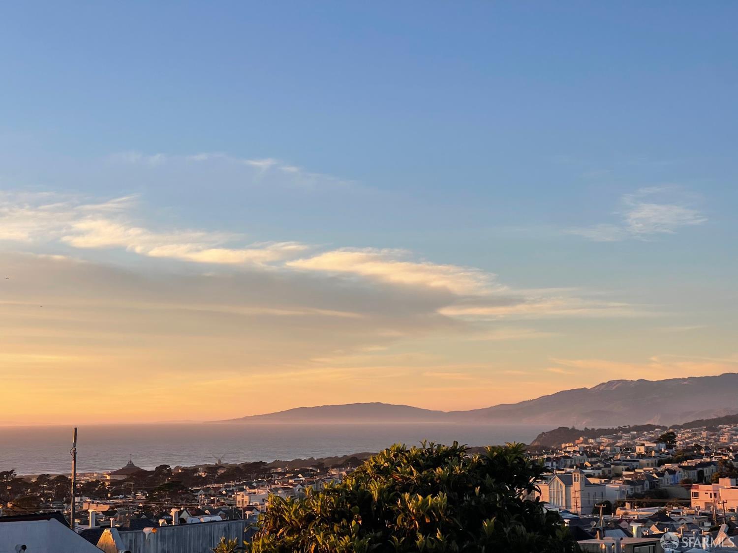 Detail Gallery Image 2 of 58 For 2422 Pacheco St, San Francisco,  CA 94116 - 4 Beds | 3 Baths