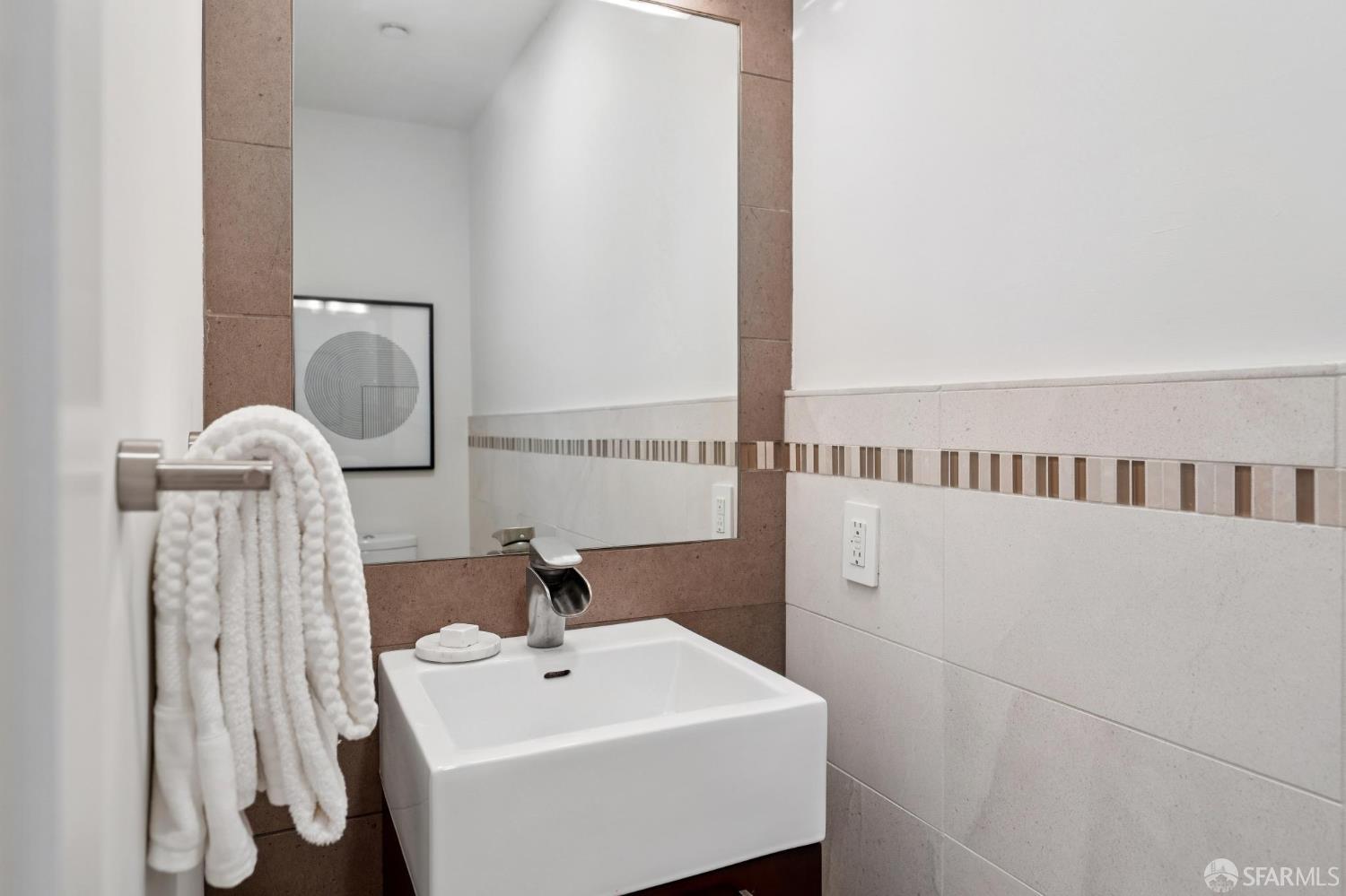 Detail Gallery Image 36 of 46 For 420 Bay St #C,  San Francisco,  CA 94133 - 3 Beds | 2/1 Baths