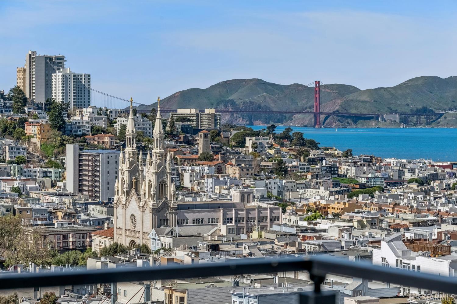 Detail Gallery Image 37 of 77 For 312 Green St, San Francisco,  CA 94122 - 5 Beds | 4/1 Baths