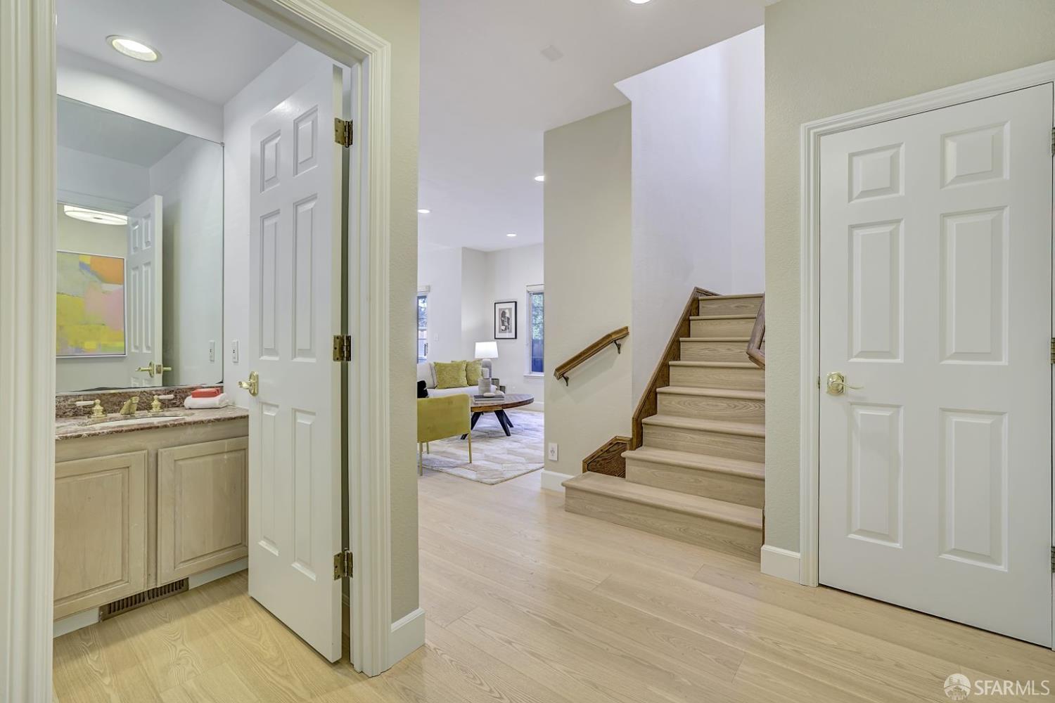 Detail Gallery Image 6 of 46 For 1595 Fifth Ave, Belmont,  CA 94002 - 3 Beds | 2/1 Baths