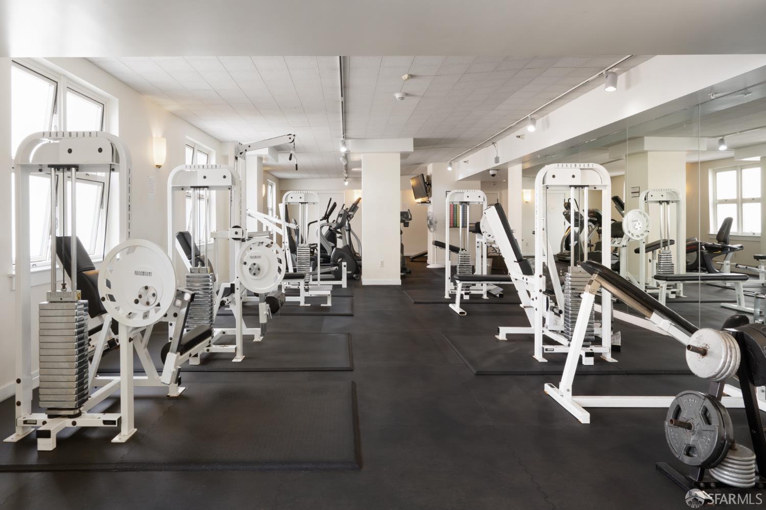 Detail Gallery Image 30 of 34 For 1483 Sutter St #1505,  San Francisco,  CA 94109 - 3 Beds | 2/1 Baths