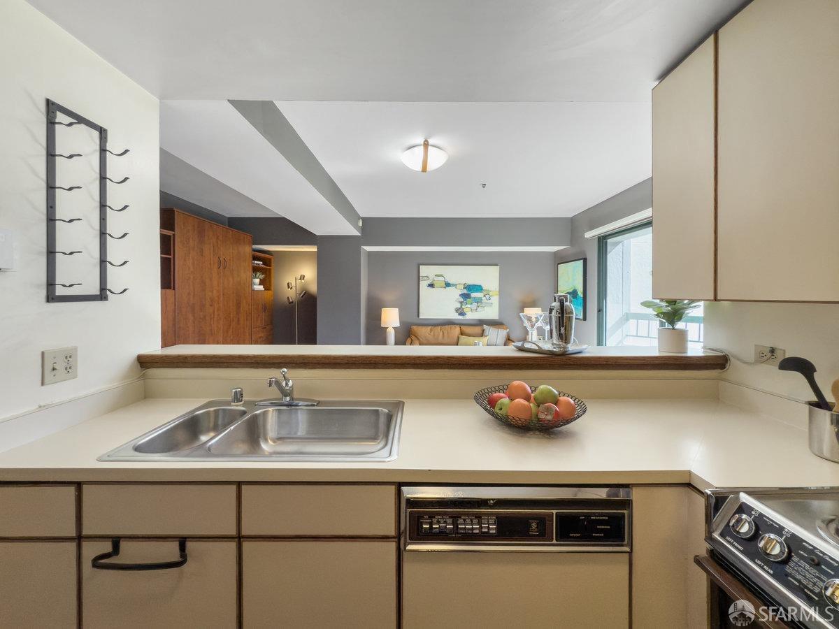 Detail Gallery Image 18 of 28 For 601 Van Ness Ave #348,  San Francisco,  CA 94102 - 0 Beds | 1 Baths