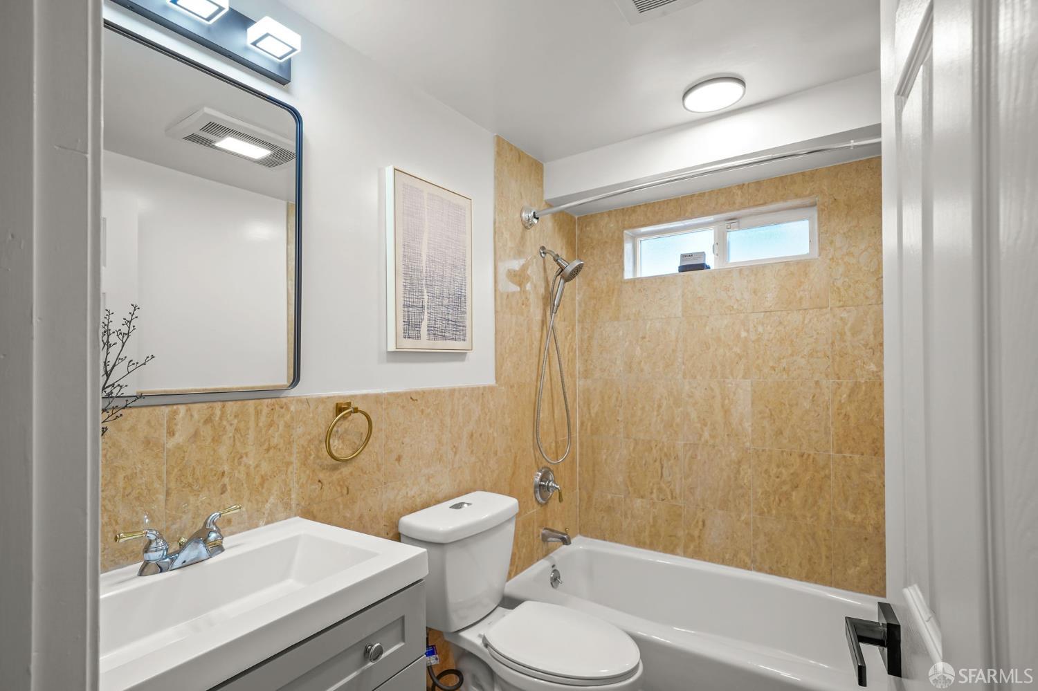 Detail Gallery Image 32 of 48 For 12 Elmwood Dr, Daly City,  CA 94015 - 4 Beds | 4 Baths