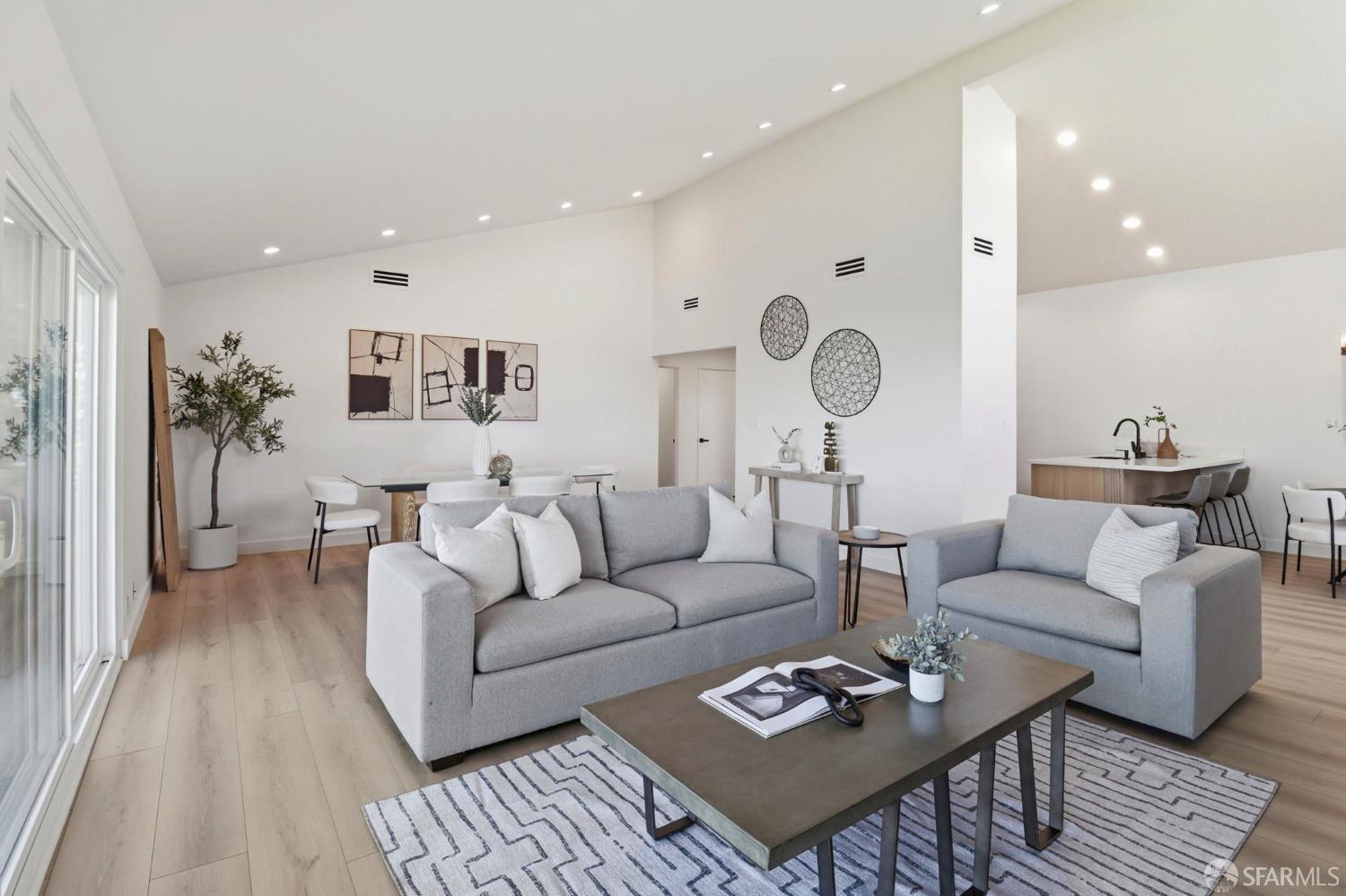 Detail Gallery Image 9 of 53 For 265 Vallejo Ct, Millbrae,  CA 94030 - 3 Beds | 2 Baths