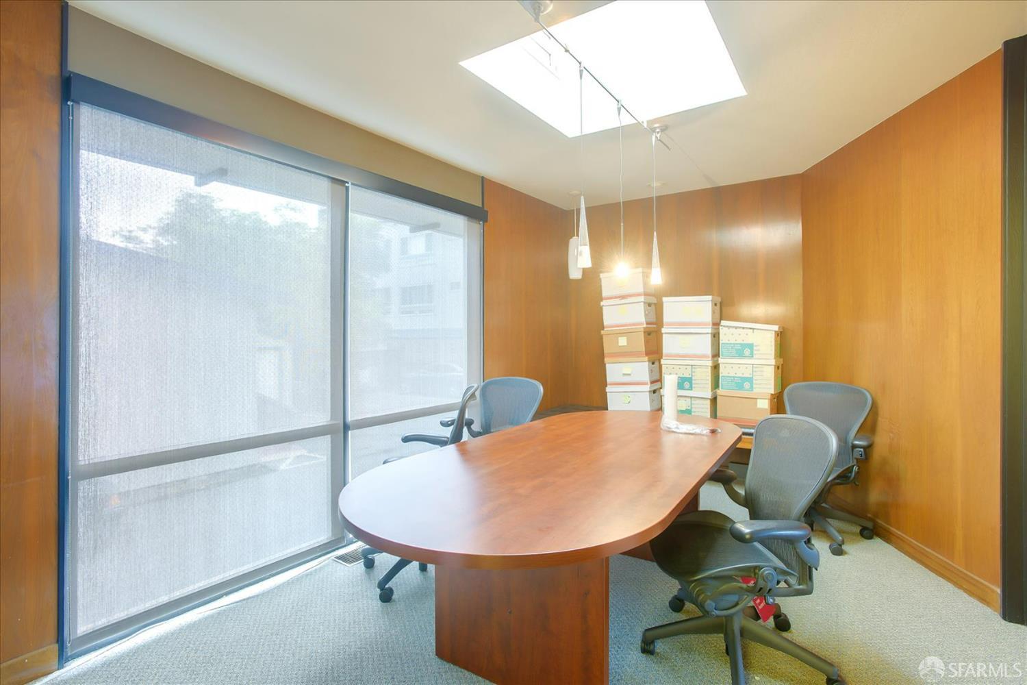 Detail Gallery Image 12 of 22 For 90 El Camino Real Blvd, Burlingame,  CA 94010 - – Beds | – Baths