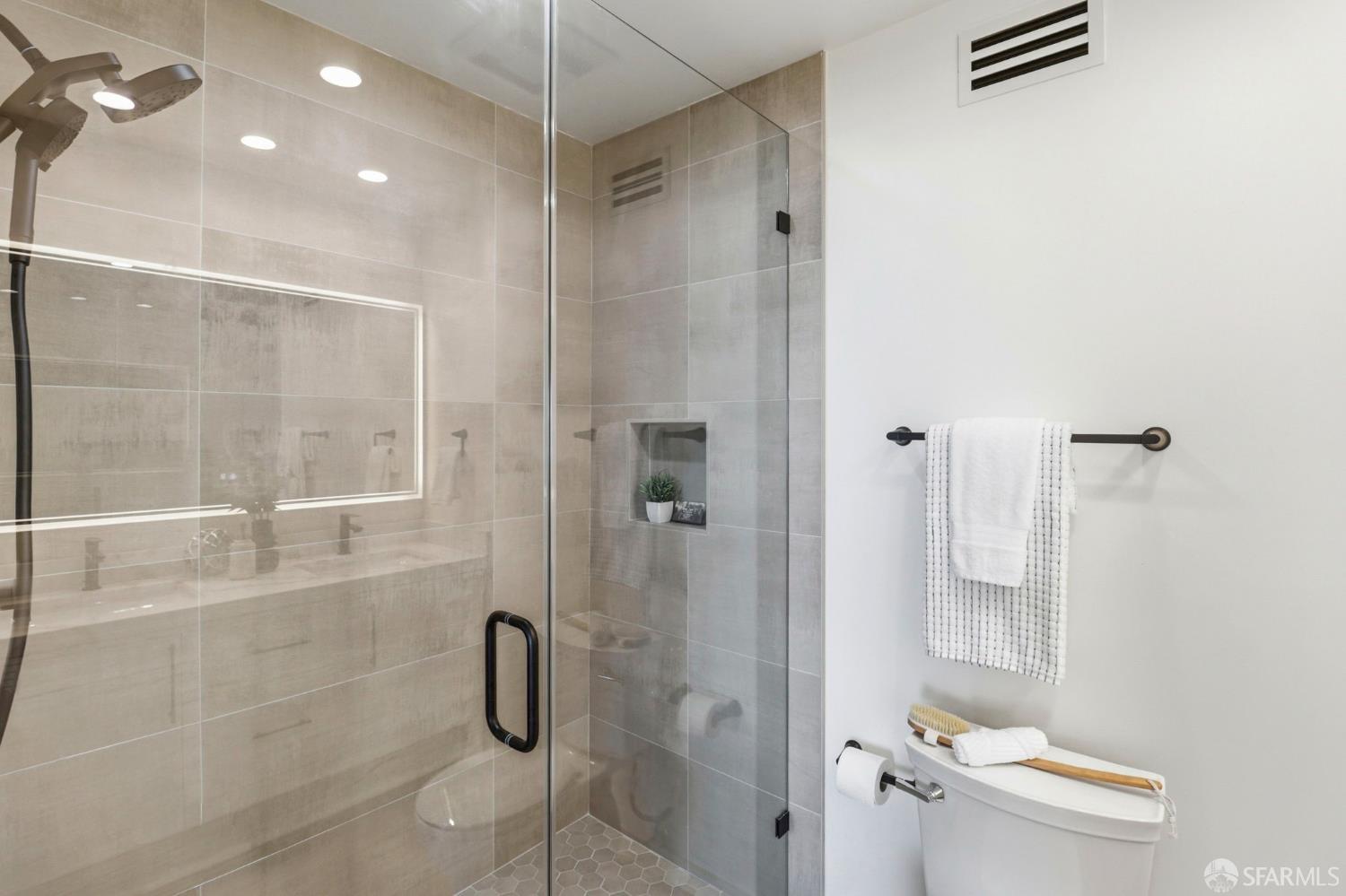 Detail Gallery Image 40 of 53 For 265 Vallejo Ct, Millbrae,  CA 94030 - 3 Beds | 2 Baths