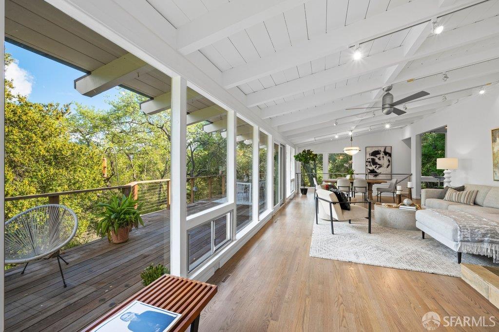 Detail Gallery Image 10 of 98 For 25 Siesta Ct, Portola Valley,  CA 94028 - 5 Beds | 3/1 Baths