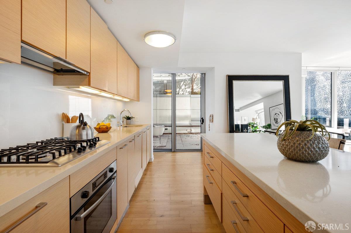 Detail Gallery Image 10 of 43 For 301 Mission St 14f,  San Francisco,  CA 94105 - 2 Beds | 3 Baths