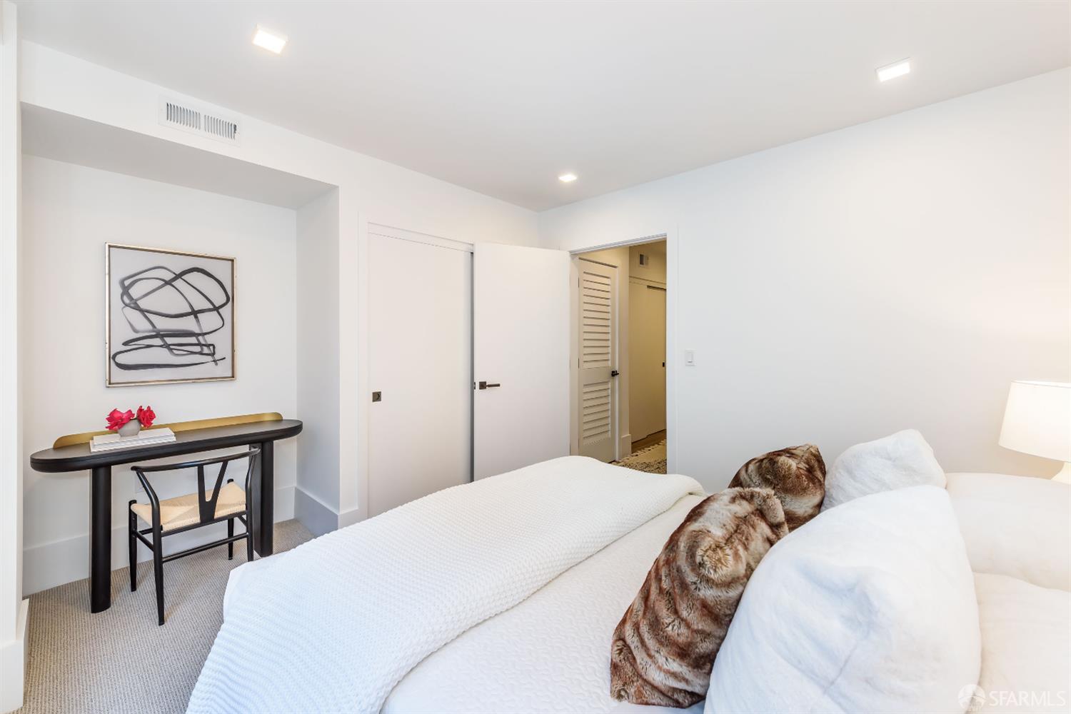 Detail Gallery Image 9 of 59 For 1288 Howard St #330,  San Francisco,  CA 94103 - 2 Beds | 2/1 Baths