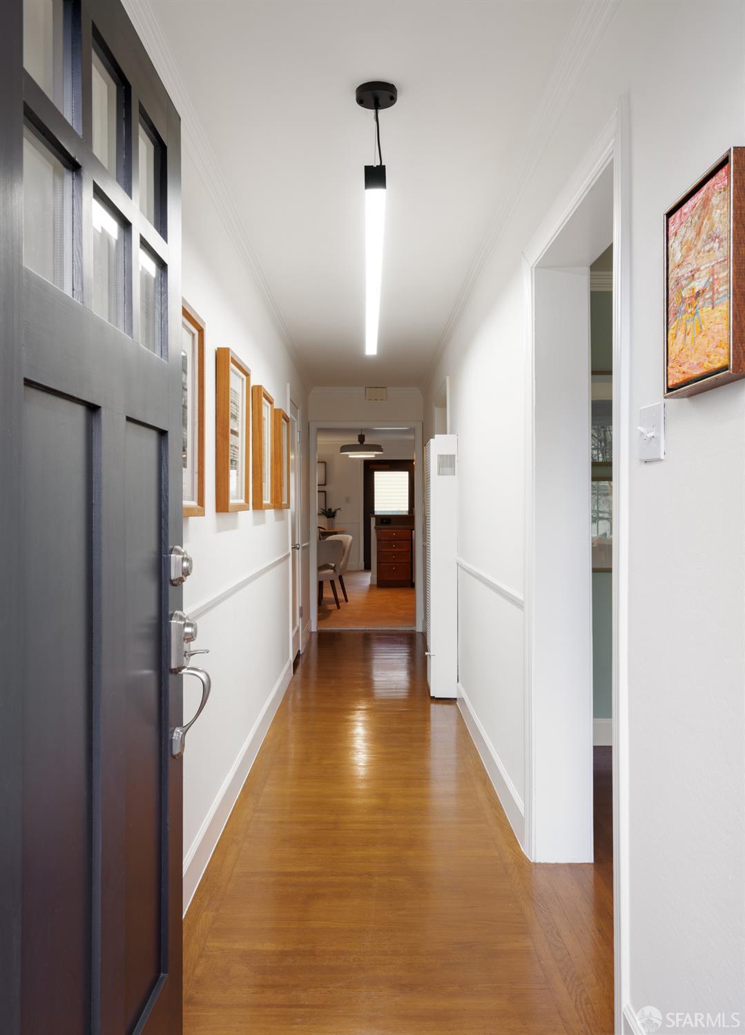 Detail Gallery Image 5 of 35 For 487 Sanchez St, San Francisco,  CA 94114 - 2 Beds | 1 Baths