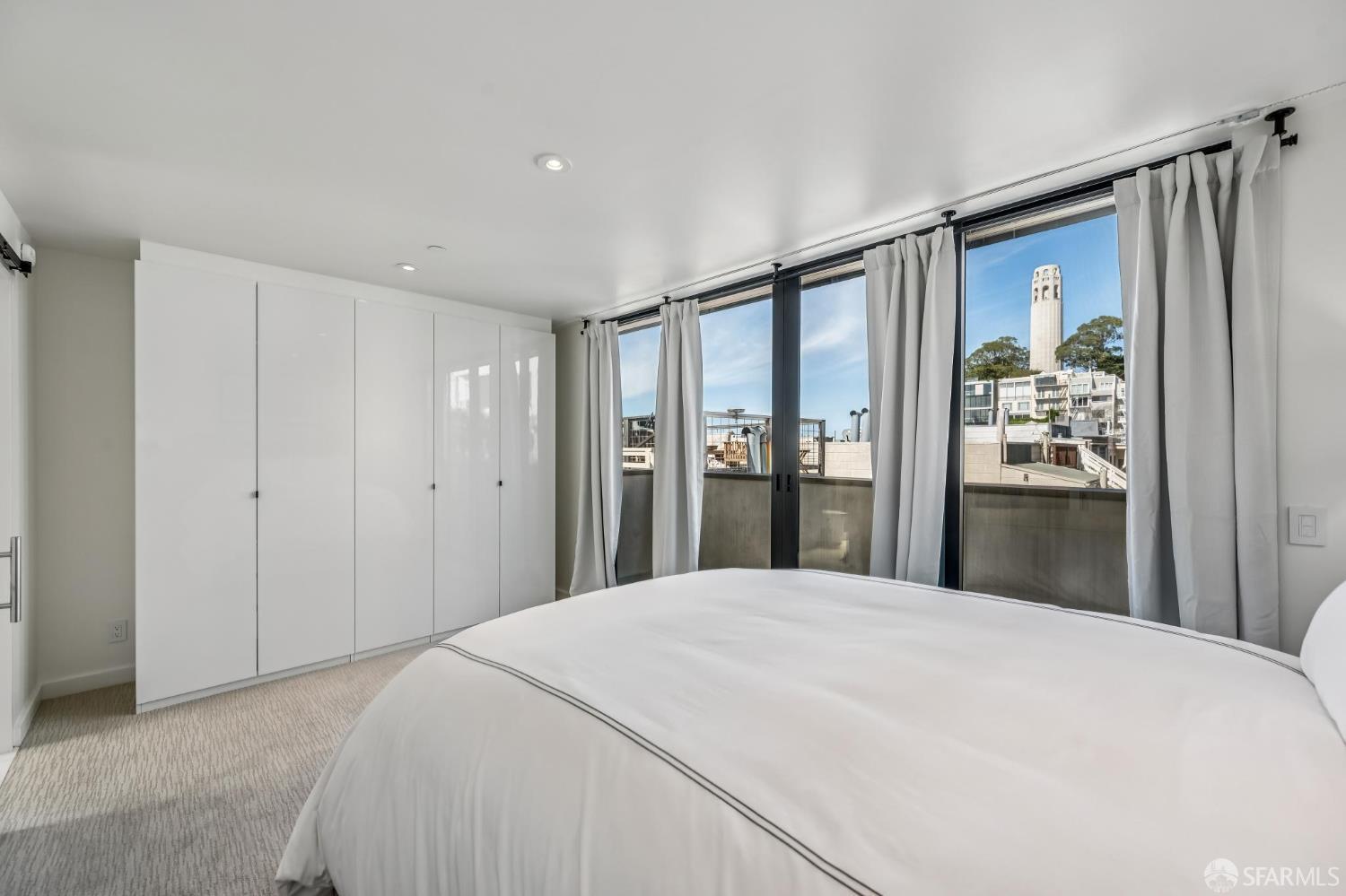 Detail Gallery Image 54 of 77 For 312 Green St, San Francisco,  CA 94122 - 5 Beds | 4/1 Baths