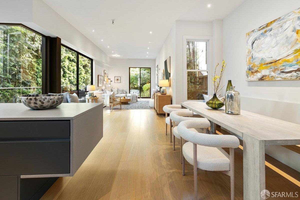 Detail Gallery Image 8 of 61 For 1913 Sacramento St, San Francisco,  CA 94109 - 3 Beds | 2/1 Baths