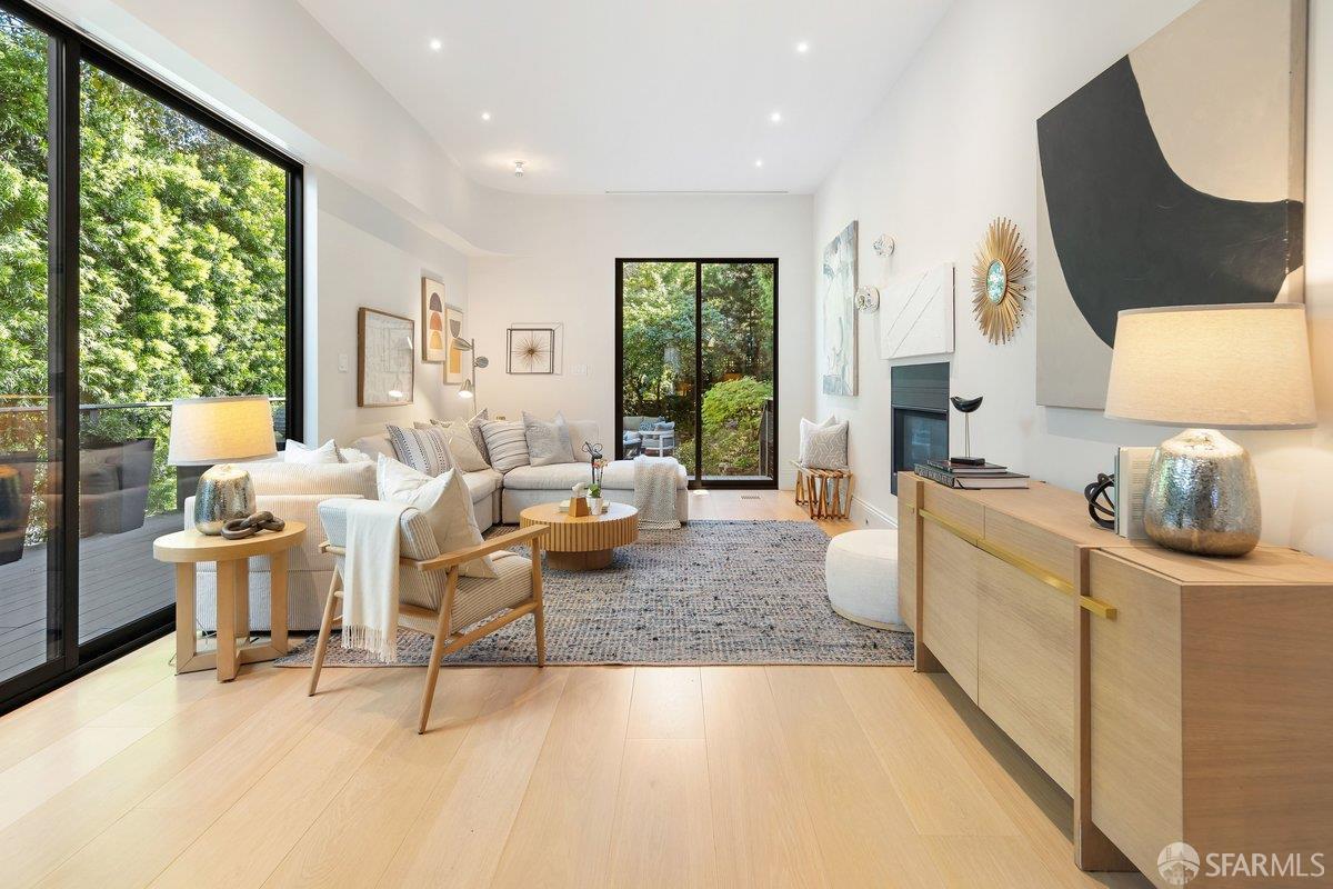 Detail Gallery Image 24 of 61 For 1913 Sacramento St, San Francisco,  CA 94109 - 3 Beds | 2/1 Baths