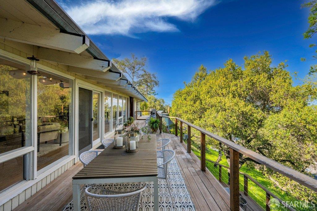 Detail Gallery Image 67 of 98 For 25 Siesta Ct, Portola Valley,  CA 94028 - 5 Beds | 3/1 Baths