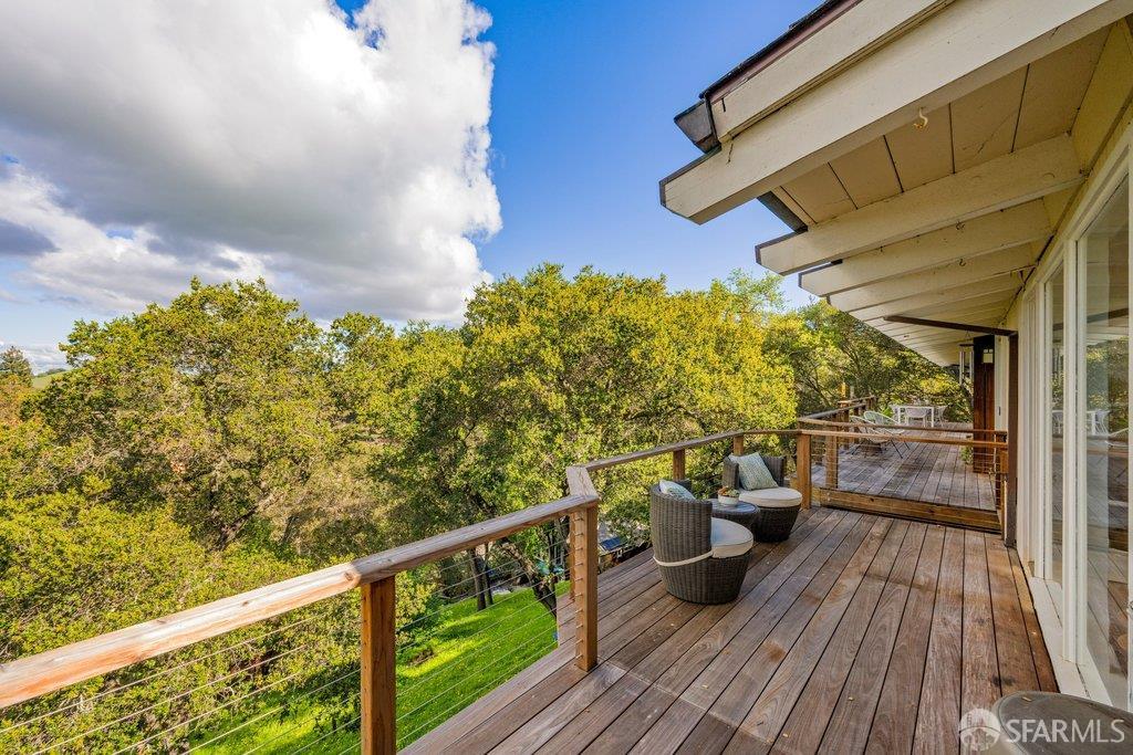 Detail Gallery Image 75 of 98 For 25 Siesta Ct, Portola Valley,  CA 94028 - 5 Beds | 3/1 Baths