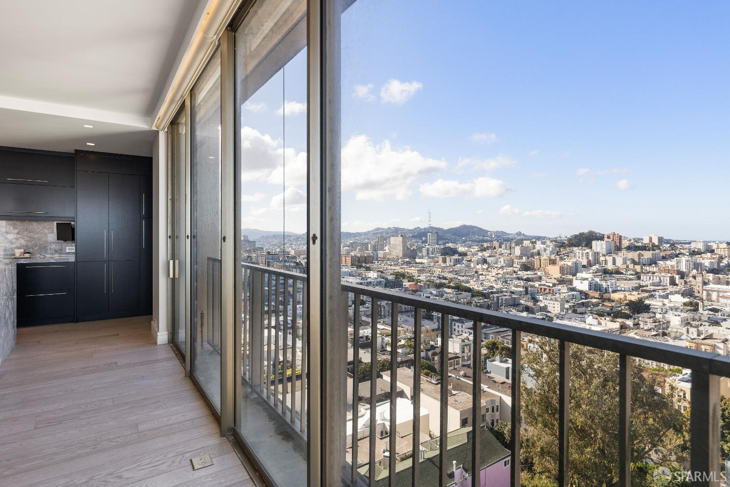 Detail Gallery Image 15 of 34 For 999 Green St #1801,  San Francisco,  CA 94133 - 2 Beds | 2 Baths
