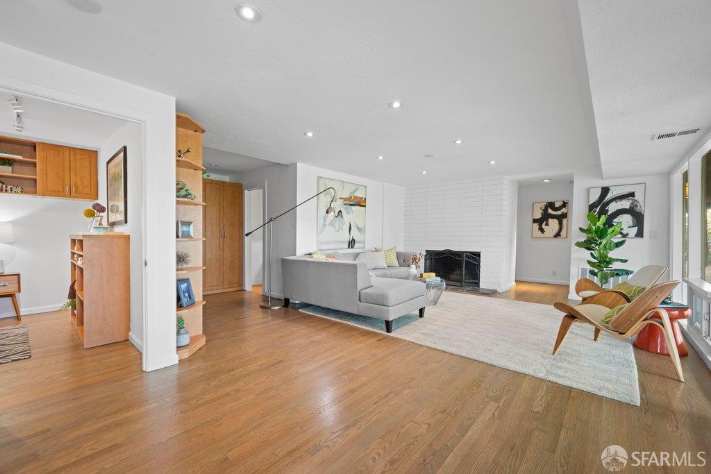 Detail Gallery Image 48 of 98 For 25 Siesta Ct, Portola Valley,  CA 94028 - 5 Beds | 3/1 Baths