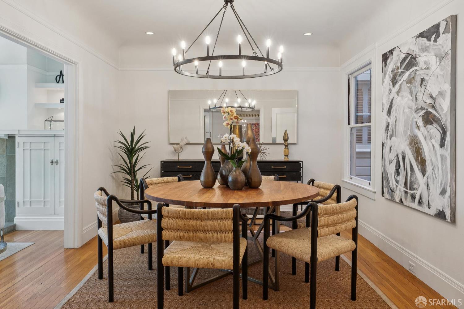 Detail Gallery Image 6 of 20 For 21 Mallorca Way, San Francisco,  CA 94123 - 2 Beds | 1 Baths