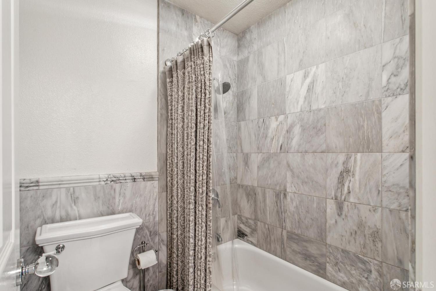 Detail Gallery Image 46 of 67 For 116 Eagle Trace Dr, Half Moon Bay,  CA 94019 - 5 Beds | 3/1 Baths