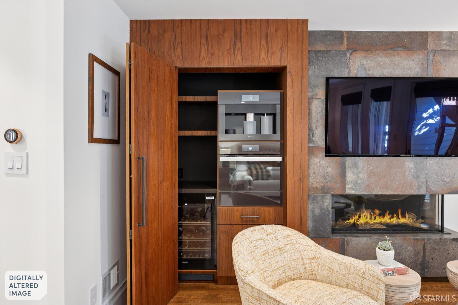 Detail Gallery Image 38 of 53 For 810 Dolores St, San Francisco,  CA 94110 - 3 Beds | 3 Baths