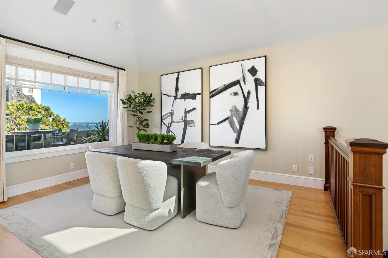 Detail Gallery Image 10 of 40 For 1041 Vallejo St, San Francisco,  CA 94133 - 3 Beds | 2/1 Baths