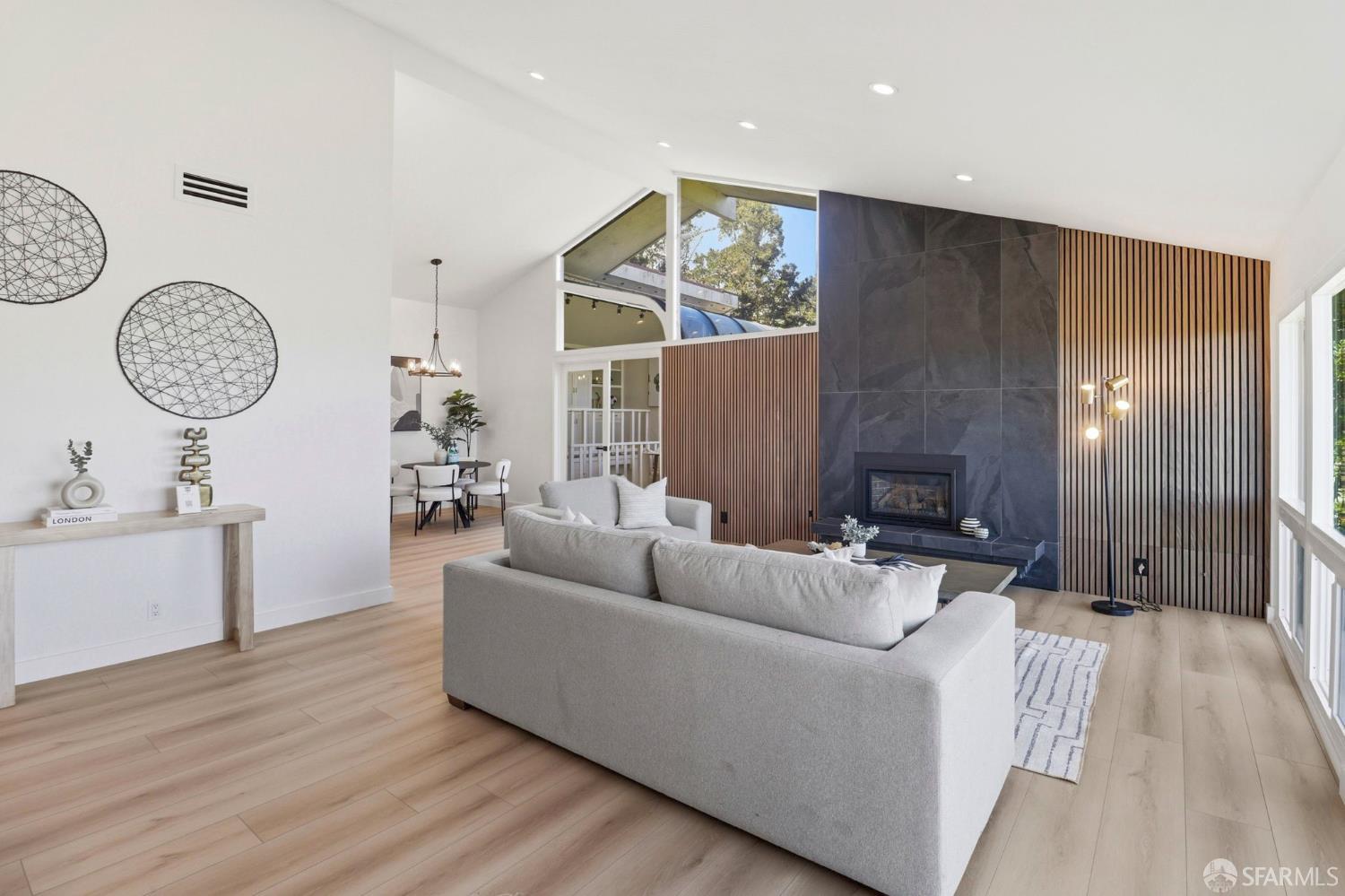 Detail Gallery Image 6 of 53 For 265 Vallejo Ct, Millbrae,  CA 94030 - 3 Beds | 2 Baths