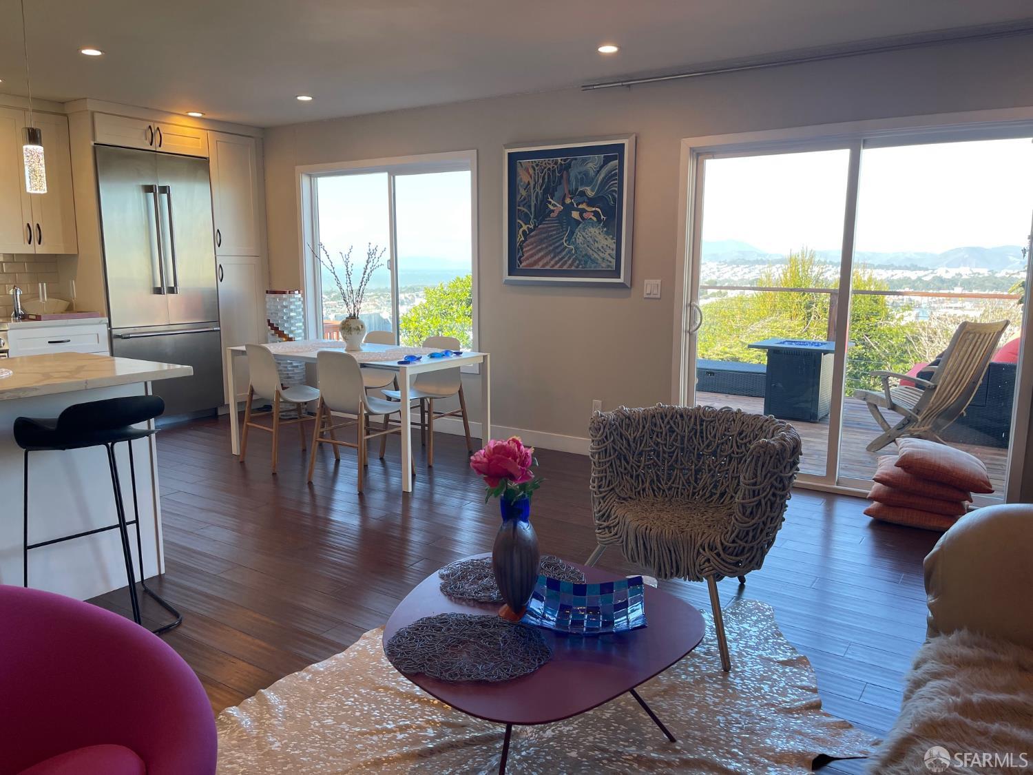 Detail Gallery Image 9 of 58 For 2422 Pacheco St, San Francisco,  CA 94116 - 4 Beds | 3 Baths