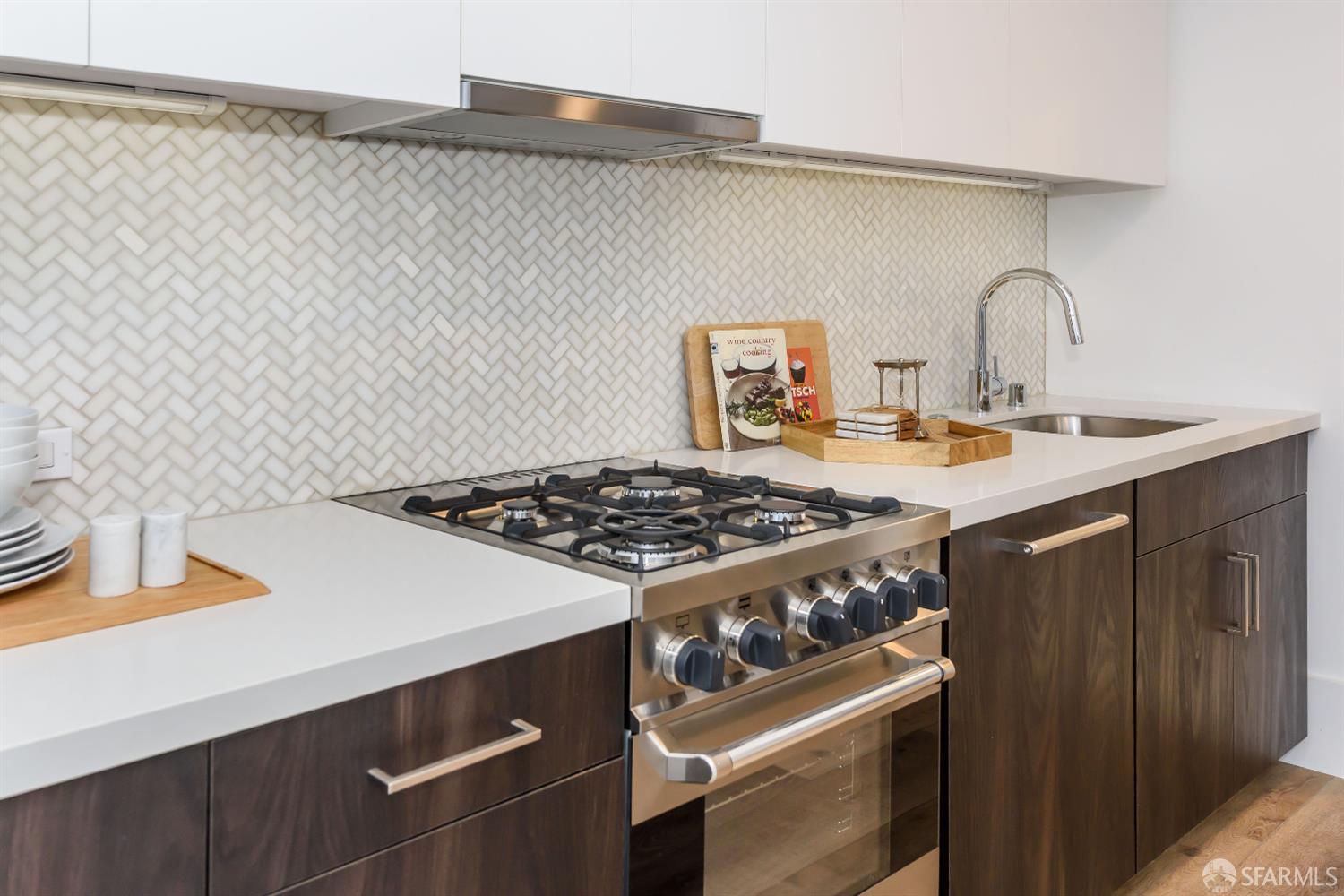 Detail Gallery Image 13 of 59 For 1288 Howard St #330,  San Francisco,  CA 94103 - 2 Beds | 2/1 Baths