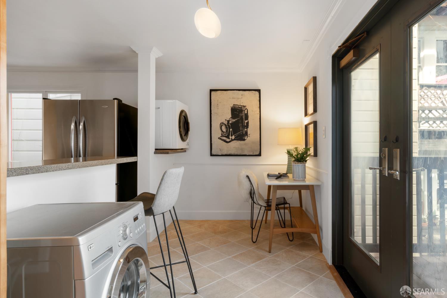 Detail Gallery Image 24 of 35 For 487 Sanchez St, San Francisco,  CA 94114 - 2 Beds | 1 Baths