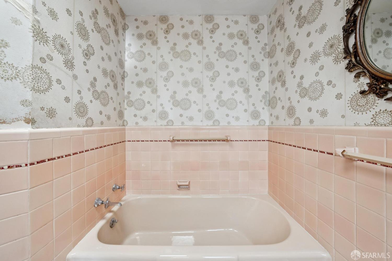 Detail Gallery Image 21 of 38 For 2801 35th Ave, San Francisco,  CA 94116 - 2 Beds | 1 Baths