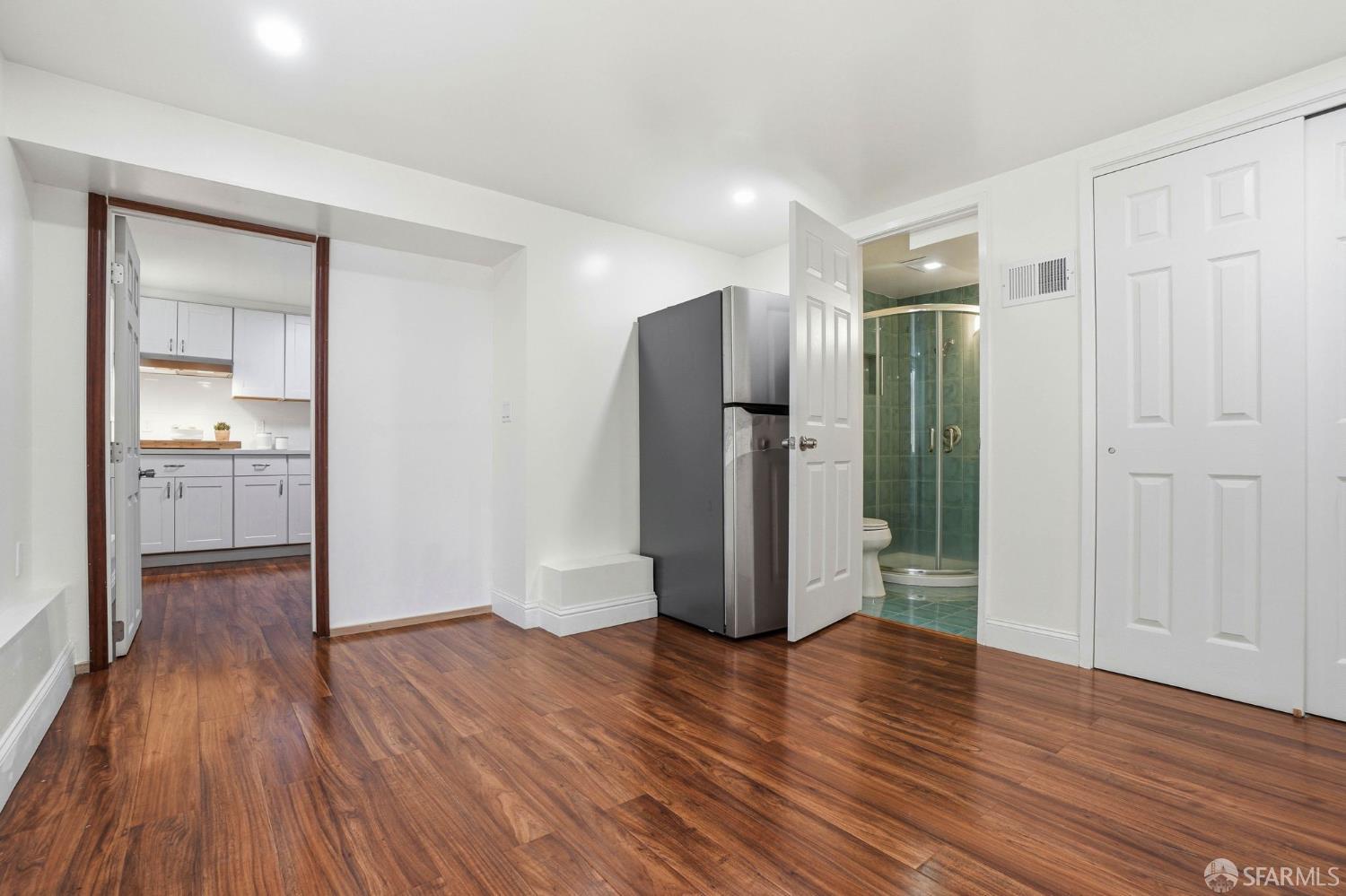 Detail Gallery Image 31 of 42 For 1801 Geneva Ave, San Francisco,  CA 94134 - 3 Beds | 2 Baths