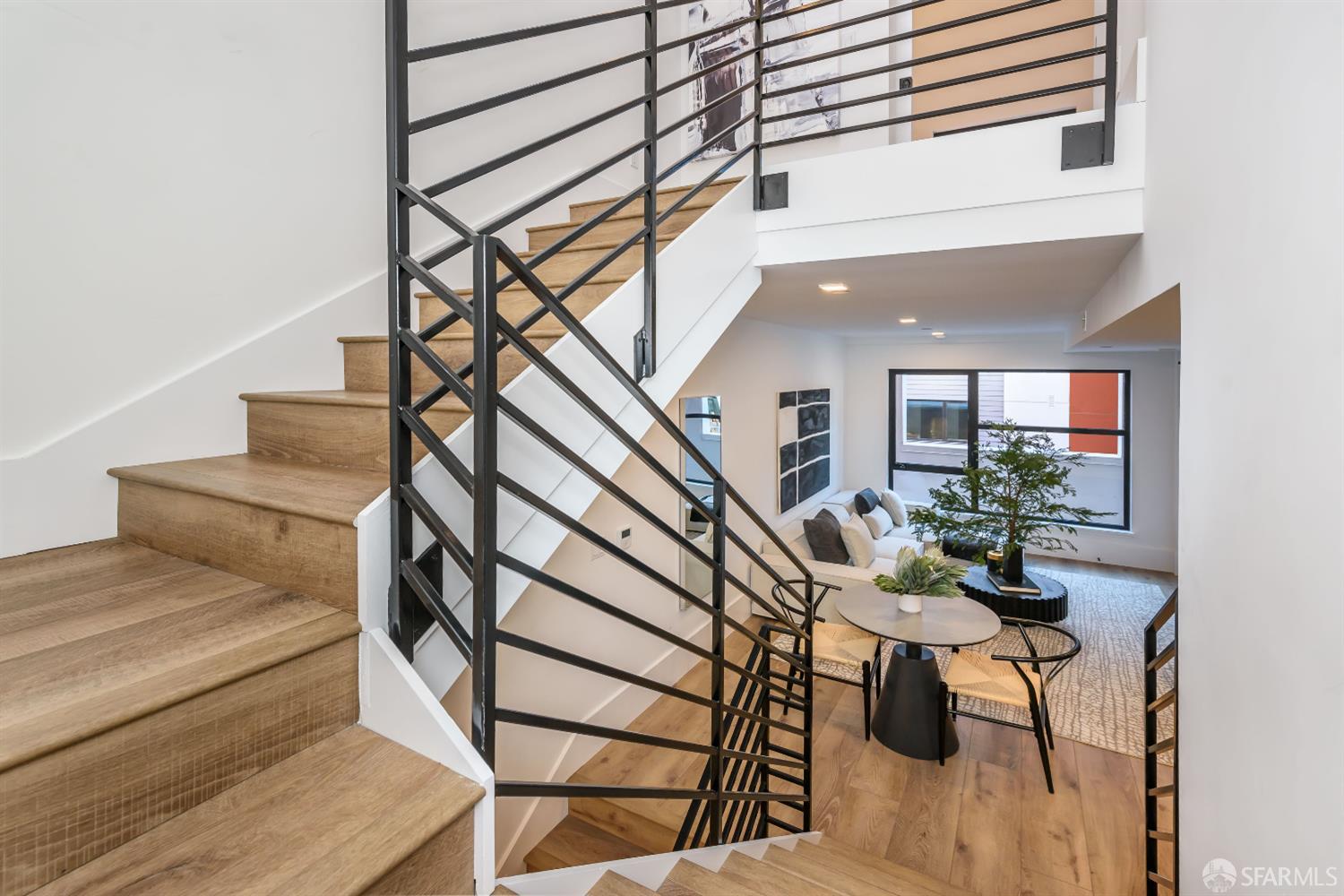 1288 Howard Street # 330