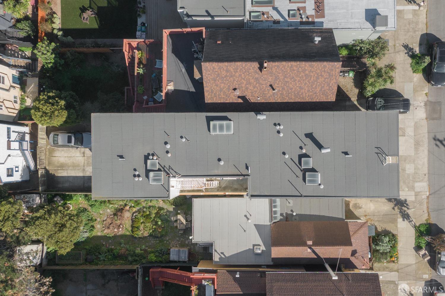 Detail Gallery Image 3 of 14 For 1355 47th Ave, San Francisco,  CA 94122 - – Beds | – Baths