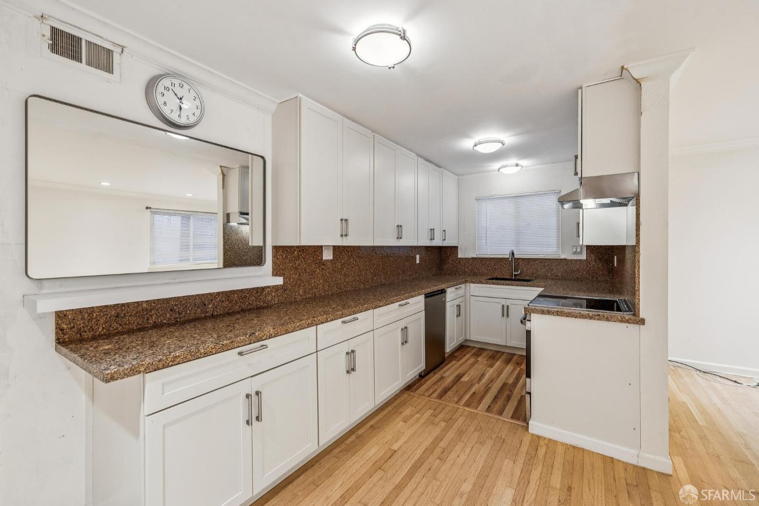 Detail Gallery Image 10 of 22 For 2077 Jackson St #7,  San Francisco,  CA 94109 - 1 Beds | 1 Baths