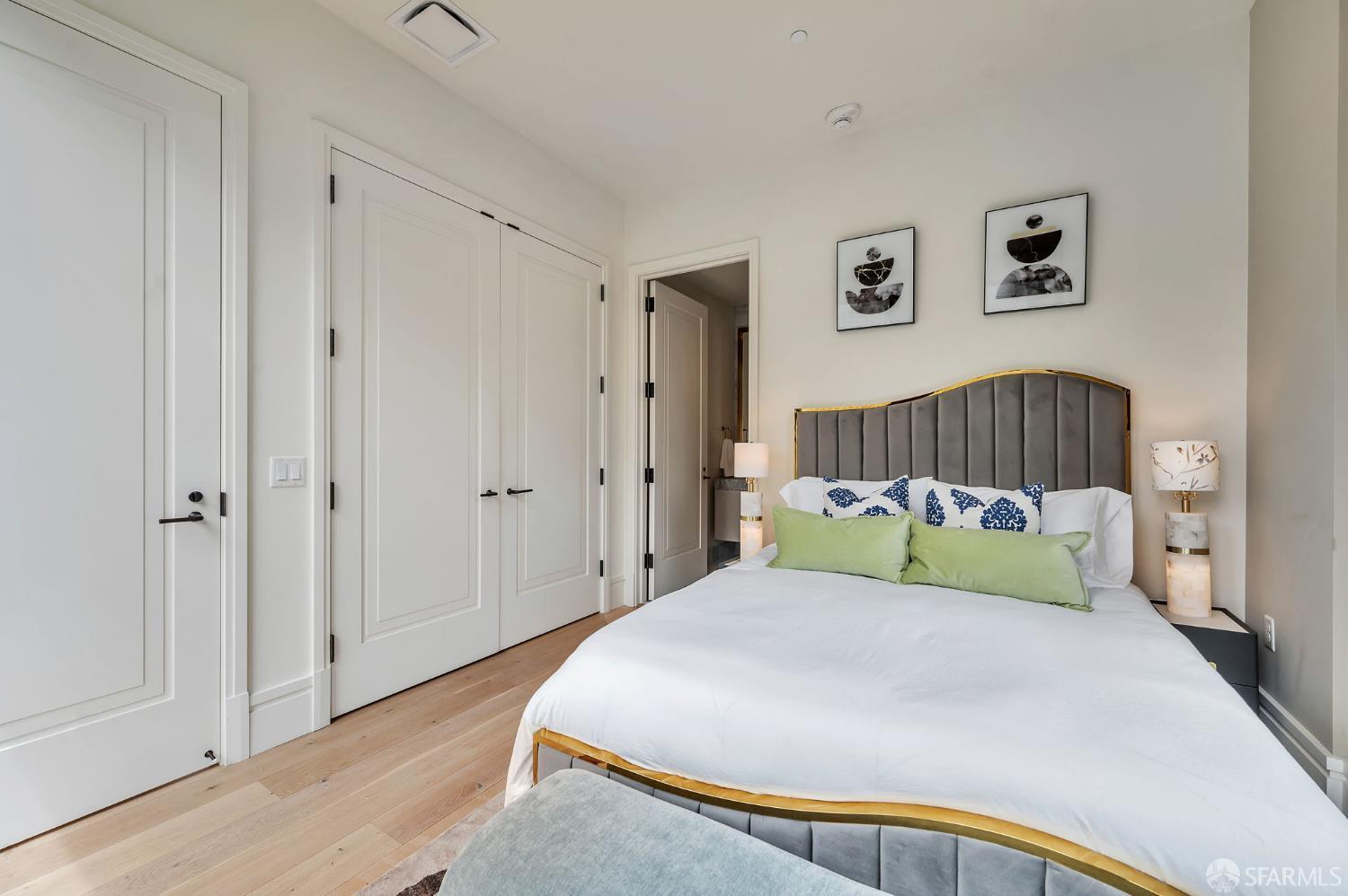 Photo #28: 426109816 Listing: Photo #28