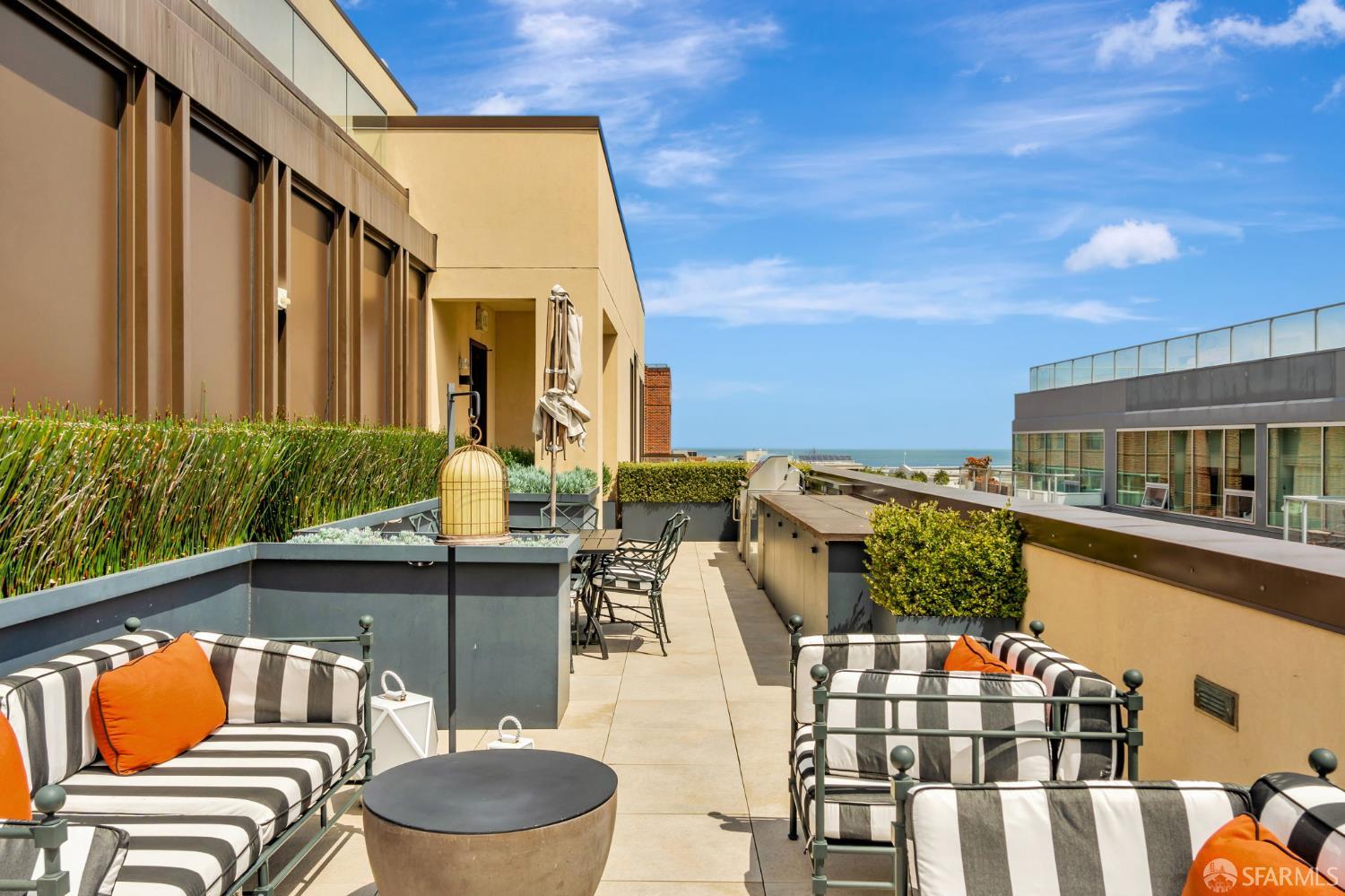 Photo #32: 426109816 Listing: Photo #32