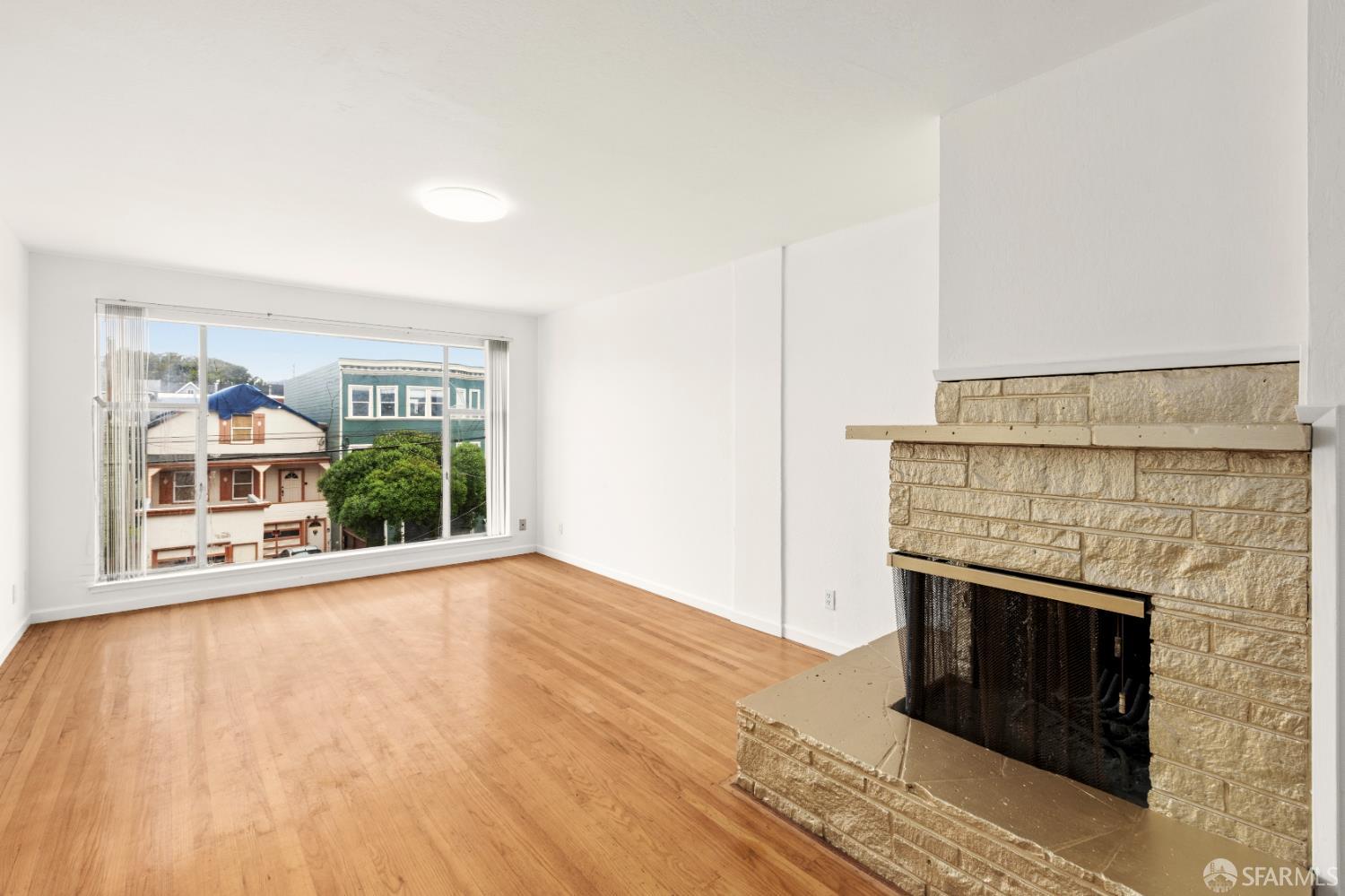 Detail Gallery Image 12 of 14 For 1355 47th Ave, San Francisco,  CA 94122 - – Beds | – Baths