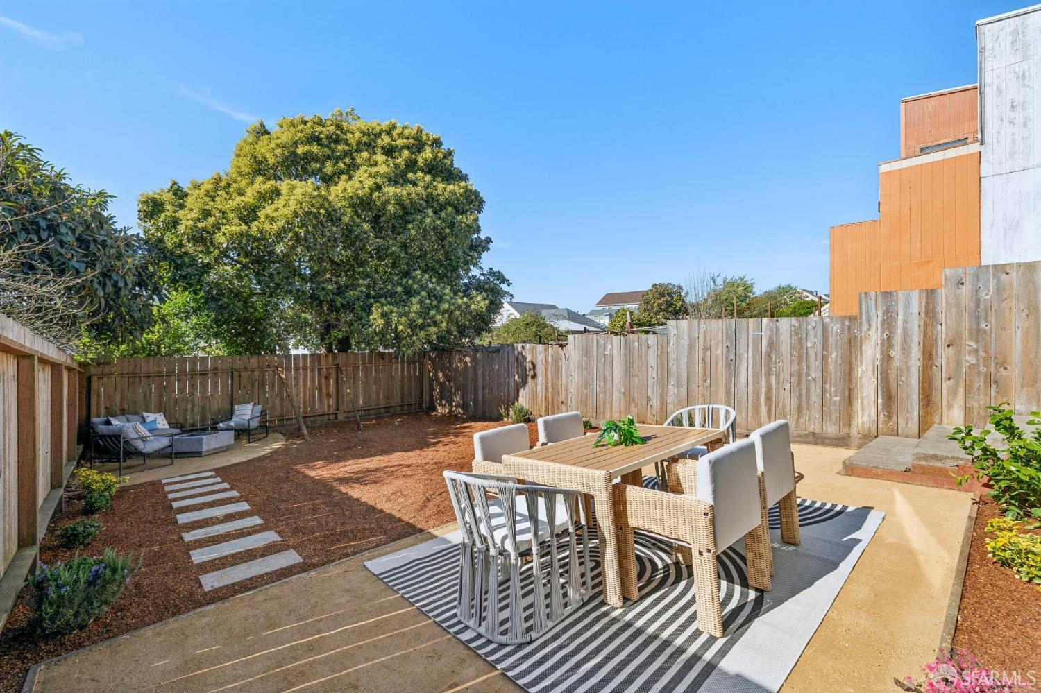 Detail Gallery Image 64 of 82 For 262 Naples St, San Francisco,  CA 94112 - 4 Beds | 3 Baths