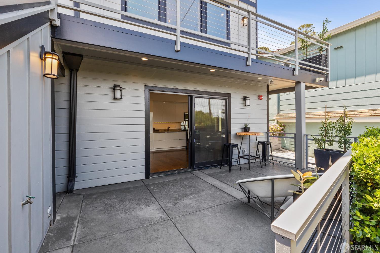 Detail Gallery Image 3 of 25 For 316 Humboldt Rd a,  Brisbane,  CA 94005 - 1 Beds | 1 Baths