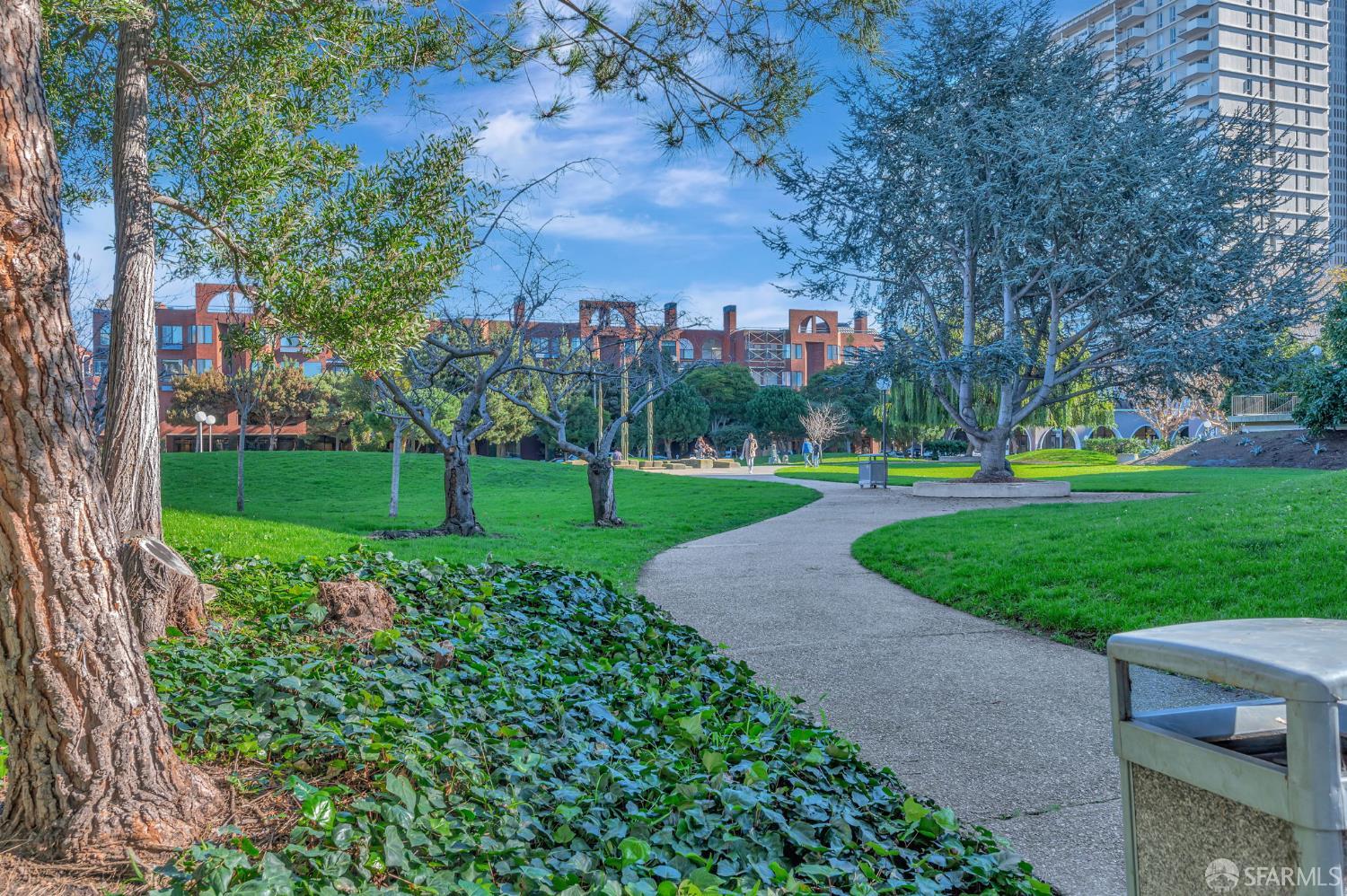 Photo #63: 426109816 Listing: Photo #63