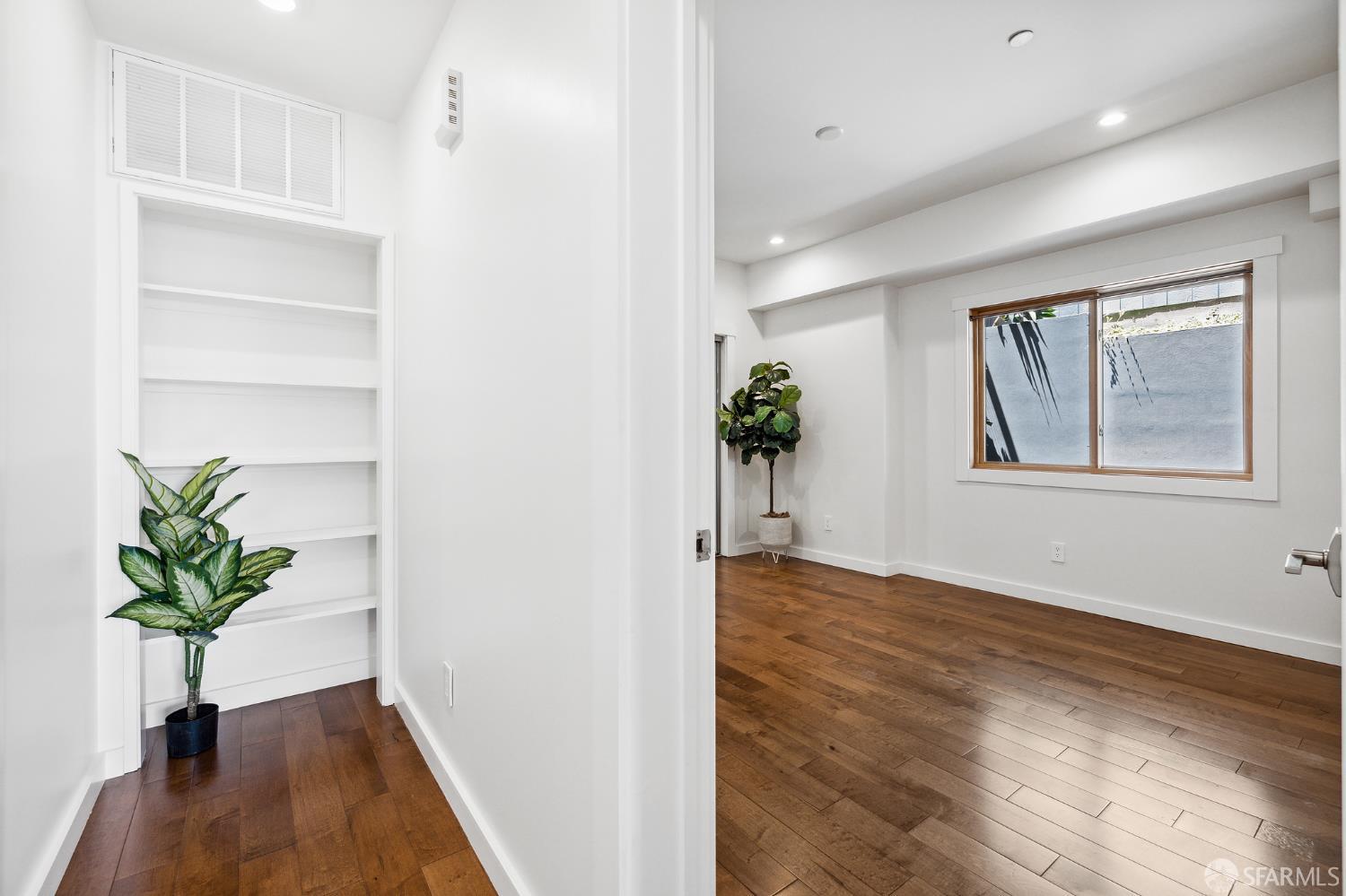 Detail Gallery Image 12 of 25 For 316 Humboldt Rd a,  Brisbane,  CA 94005 - 1 Beds | 1 Baths