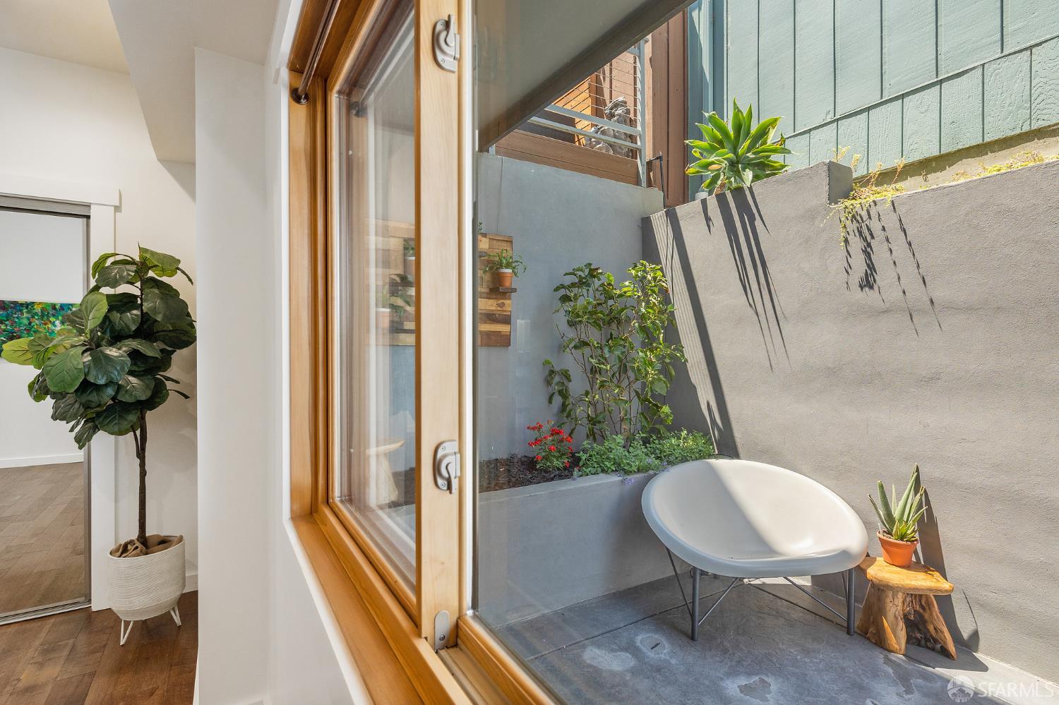 Detail Gallery Image 14 of 25 For 316 Humboldt Rd a,  Brisbane,  CA 94005 - 1 Beds | 1 Baths