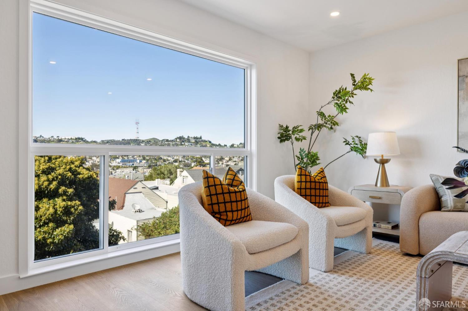 Detail Gallery Image 18 of 82 For 262 Naples St, San Francisco,  CA 94112 - 4 Beds | 3 Baths