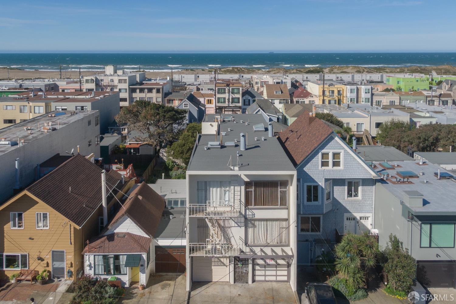 Detail Gallery Image 2 of 14 For 1355 47th Ave, San Francisco,  CA 94122 - – Beds | – Baths