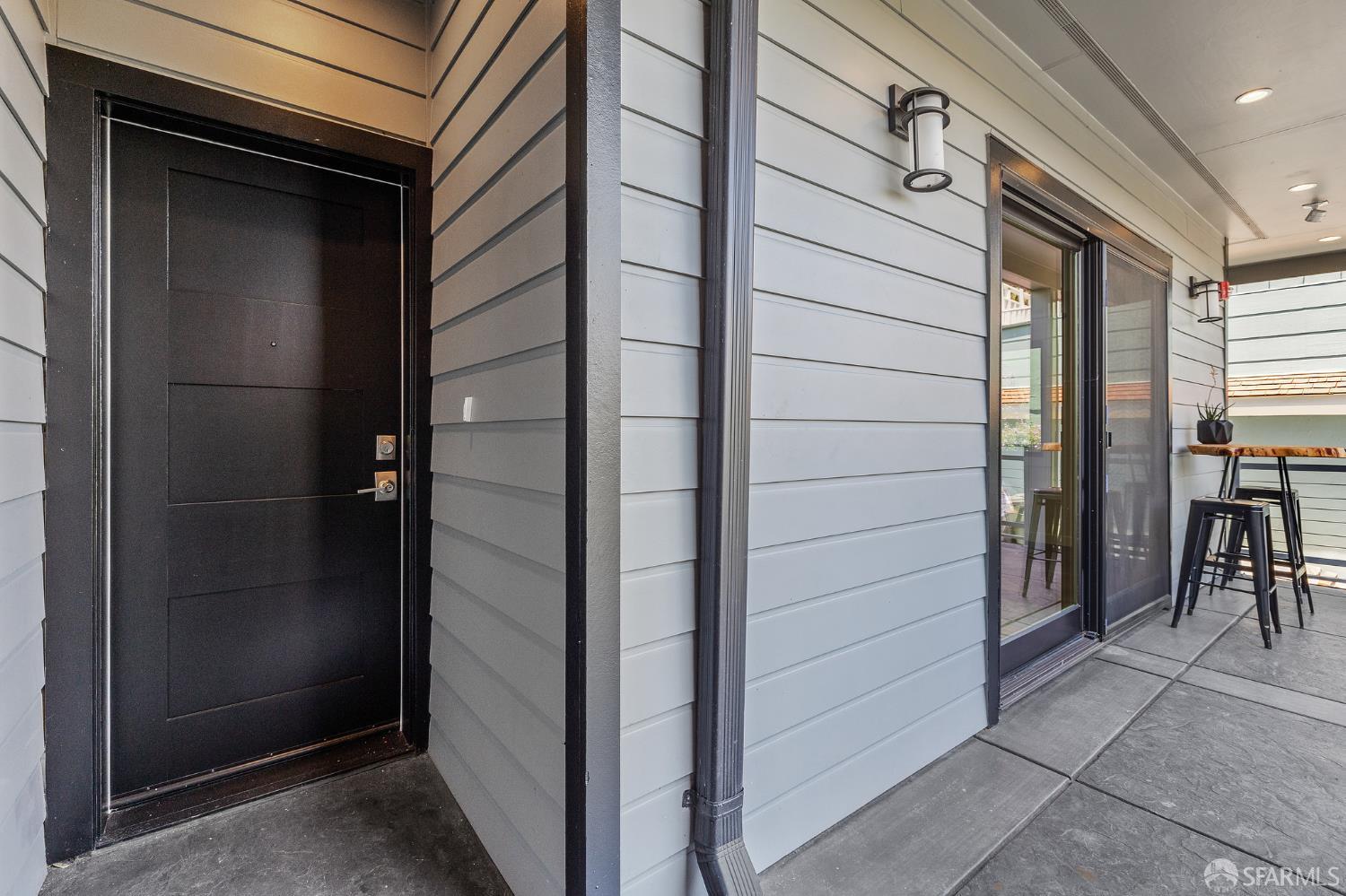 Detail Gallery Image 4 of 25 For 316 Humboldt Rd a,  Brisbane,  CA 94005 - 1 Beds | 1 Baths