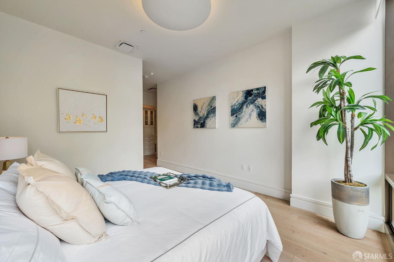 Photo #17: 426109816 Listing: Photo #17