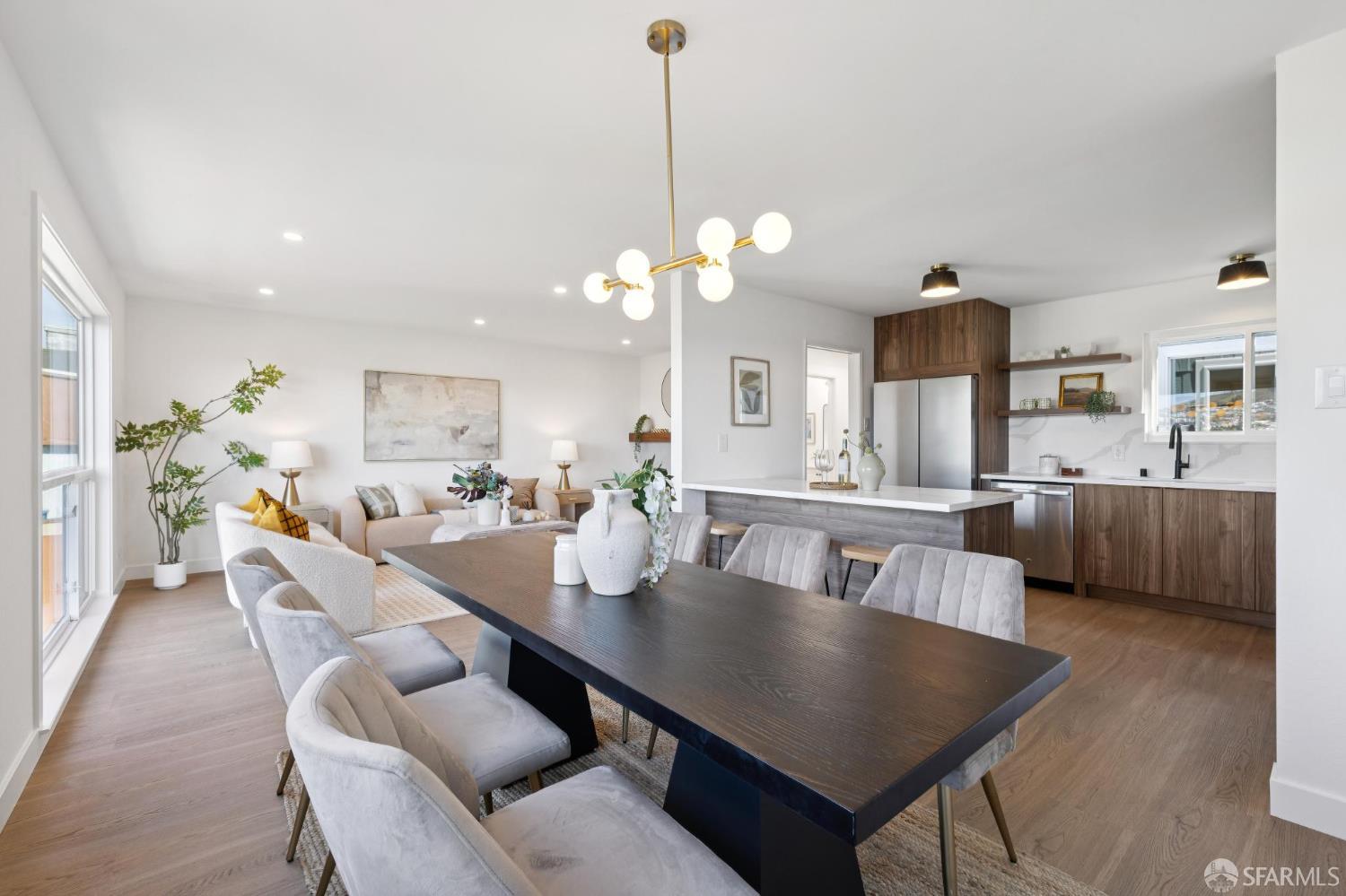 Detail Gallery Image 8 of 82 For 262 Naples St, San Francisco,  CA 94112 - 4 Beds | 3 Baths