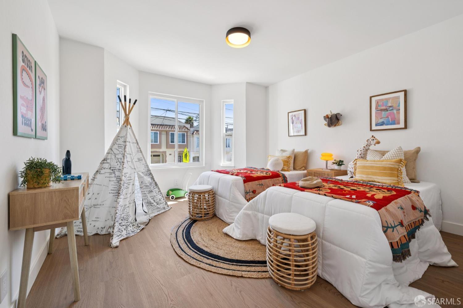 Detail Gallery Image 41 of 82 For 262 Naples St, San Francisco,  CA 94112 - 4 Beds | 3 Baths